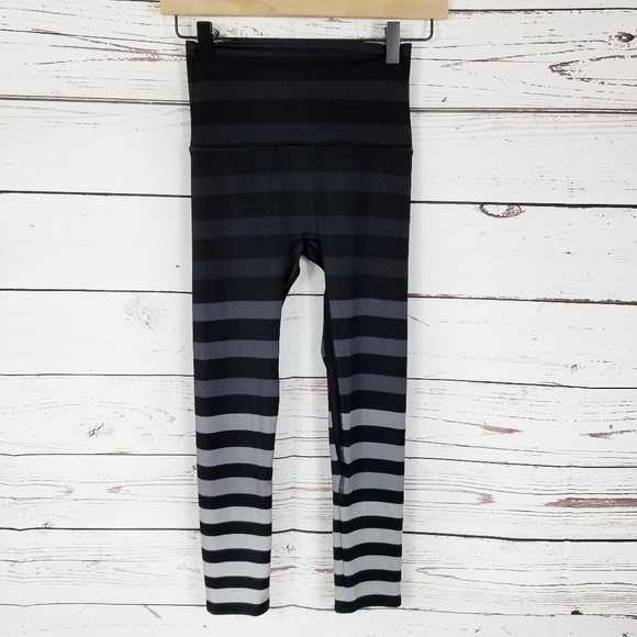 K Deer | Jody Stripe Black/Grey Cropped Leggings - Picture 2 of 5